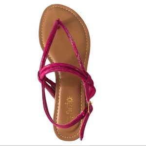 NWOB Pink Strappy Flip Flops